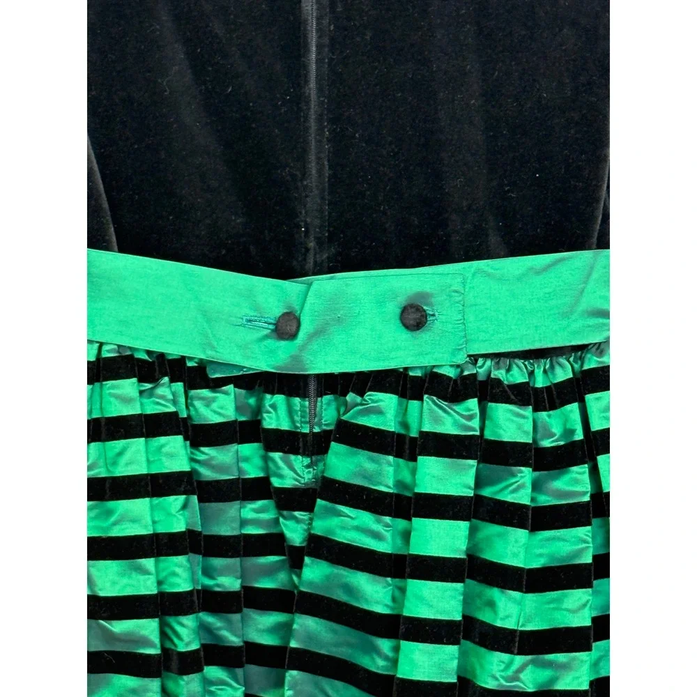 Vintage Sylvia Whyte Saks Girls Velvet Holiday Dress Green Black Tulle 10